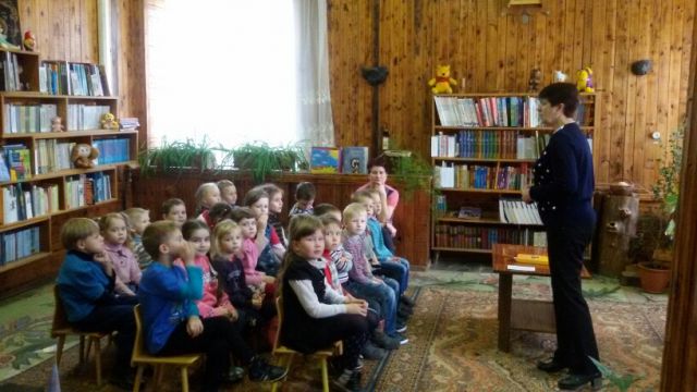Воспитанники детского сада "Ромашка"