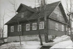 Здание Новосельской библиотеки до 1997 года. 